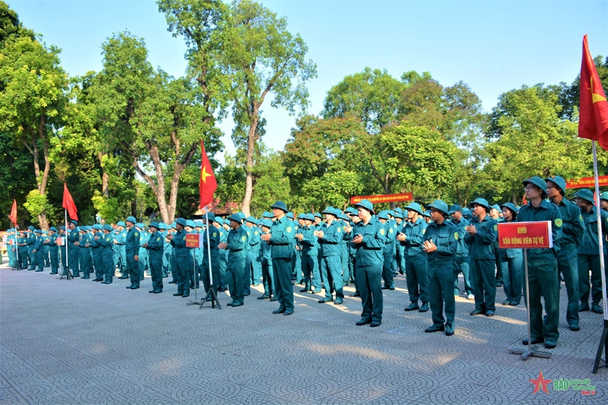 Sao vuông quận Hai Bà Trưng náo nức đua tài